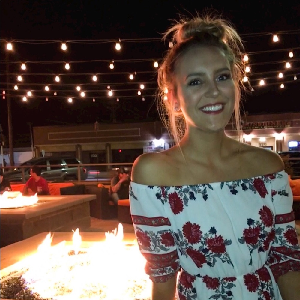 Meet your Posher, Nicole